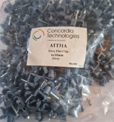 ZWILLING UND ERDE 2,5 mm² GRAU FLACH QUADRATISCHE KABELCLIPS GROSSPACKUNG 600 ~ UK VERKÄUFER ~