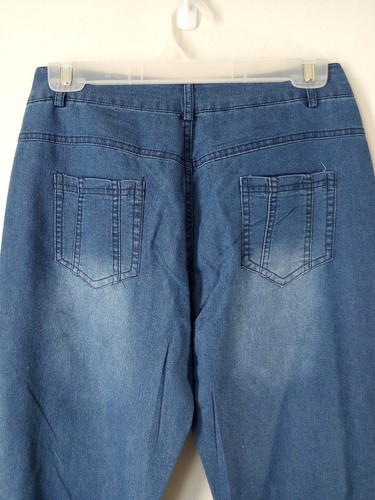 Jeans donna blu ricamato con fiori tg. Fondo a campana 28X30 5 tasche - Foto 9 di 14