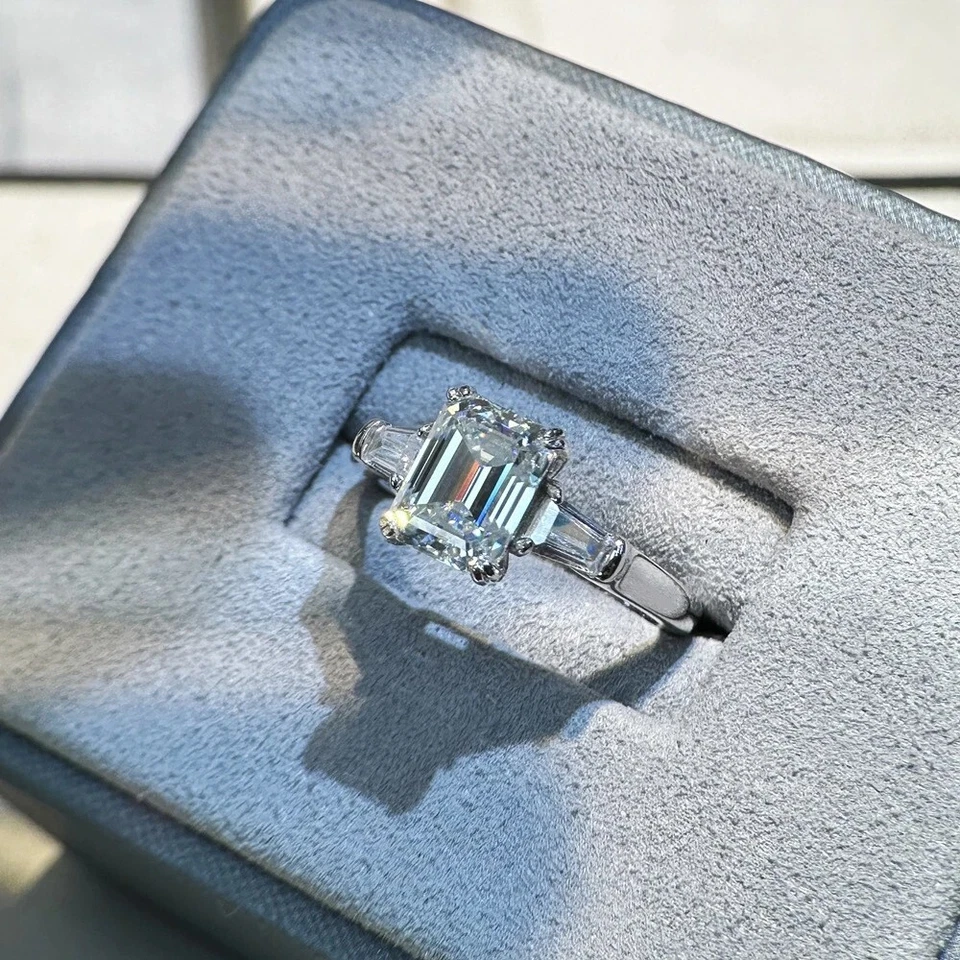 925 Silber Ring mit Moissanite Steinen Smaragdschliff Edel besteht Edelsteintest - Bild 3 von 4