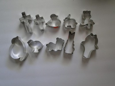 New Vintage Variety Metal Easter Cookie Cutter, & Crafts.  10 pieces, Lot 13