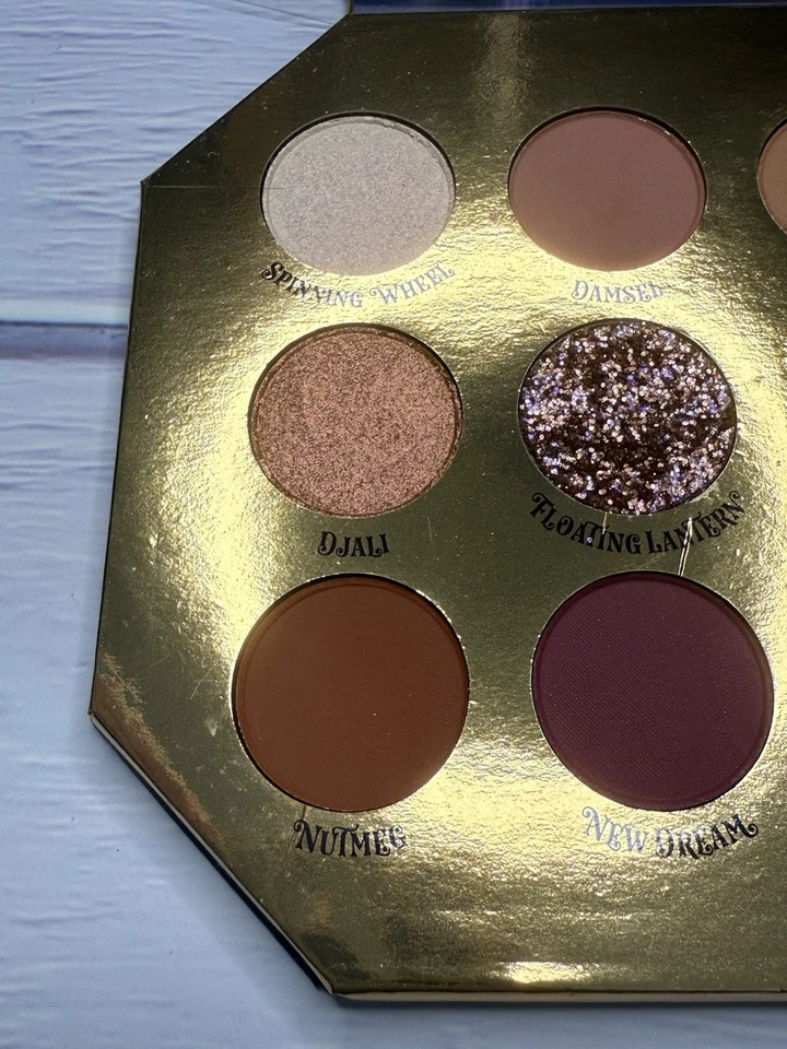 迪士尼设计师系列 X ColourPop - 午夜假面眼影盘 — 第 3/4 张图片