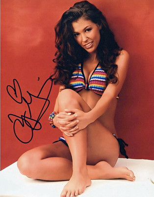 Joy Giovanni Auto Signed 8x10 Photo WWE Wrestling, Model, & Actress