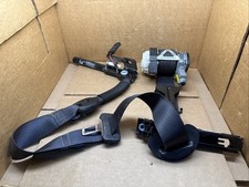 2013-2019 Ford Explorer Front Right Passenger Side Seat Belt Seatbelt Retractor 2013-2019 Ford Explorer Front Right Passenger Side Seat Belt Seatbelt Retractor