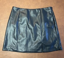 Worthington Women  s Black Faux Leather Mini Skirt Size 10