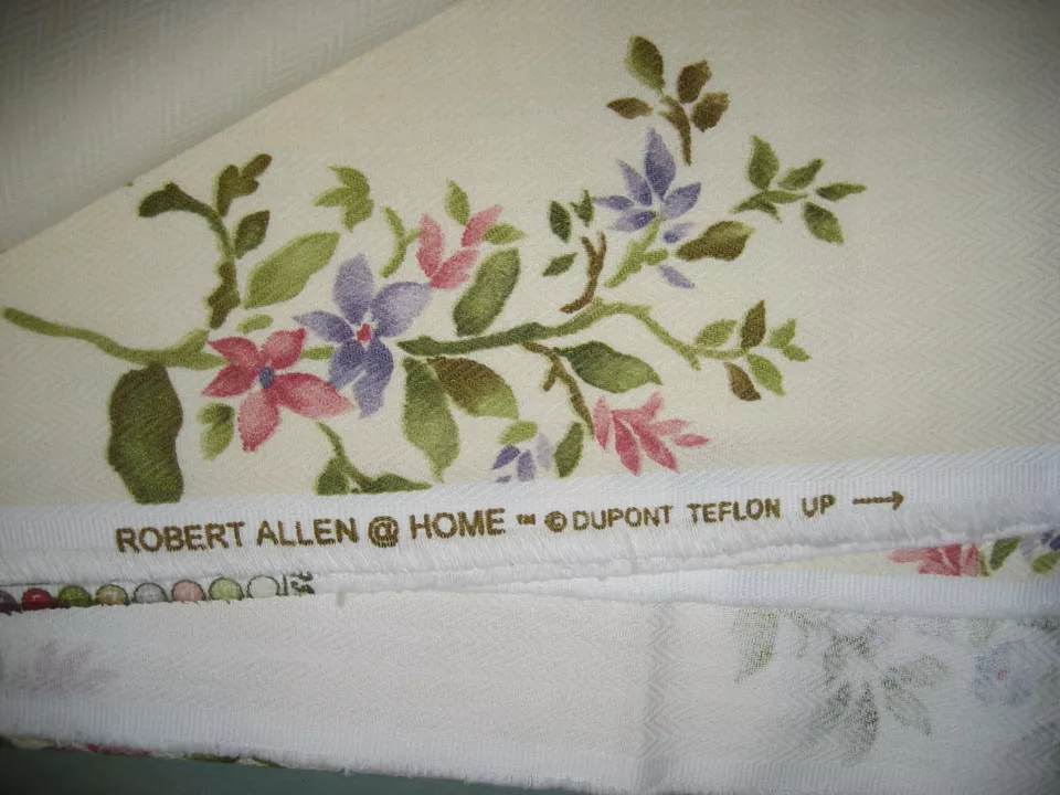 Tela floral Robert Allen @ Home Dupont Teflon 3 yardas 108" sarga espiga Foto 3 de 4