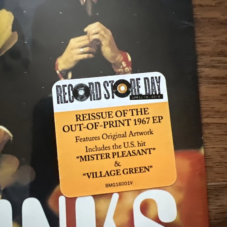 The Kinks - Two Sisters + 3 - RSD - 7" EP - UK - Picture Sleeve - 2016 - New - Image 2 of 3