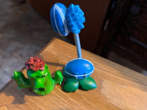 Plants vs. Zombies PVC Toy Lot - 11 Figures 2-4 inch - Foto 6 di 8