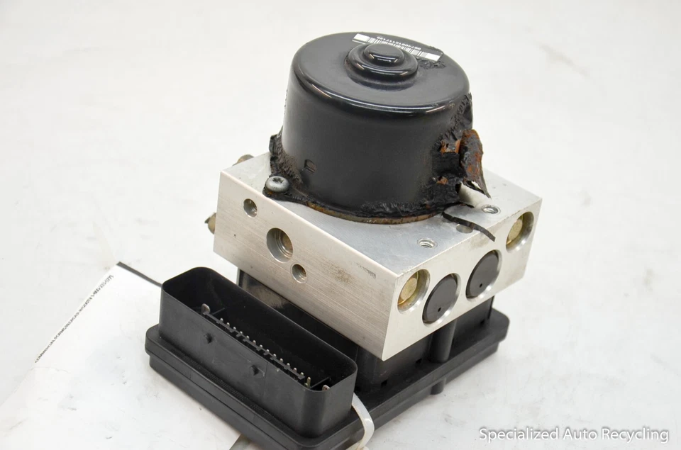 Nissan Murano 2004 bomba de freno antibloqueo ABS de 3,5 L Foto 3 de 4