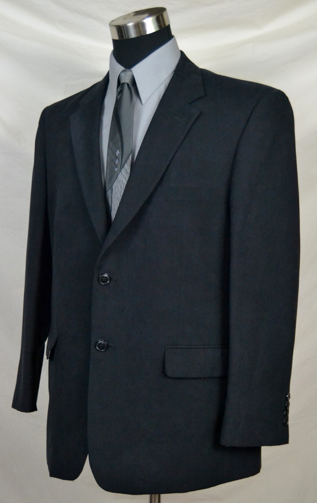 Stately Solid Black Heavyweight Jacket (Size 44R)… - image 12