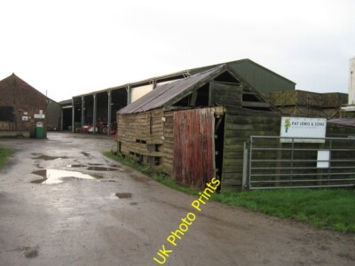 Foto 6x4 Pat Lewis & Sons Northgate\/TF1926 c2015