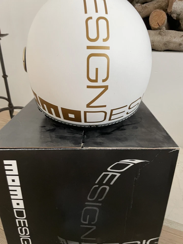 Momo Bianco Opaco - Motorcycle Helmet - Extremely Rare - Size S - Image 4 of 4