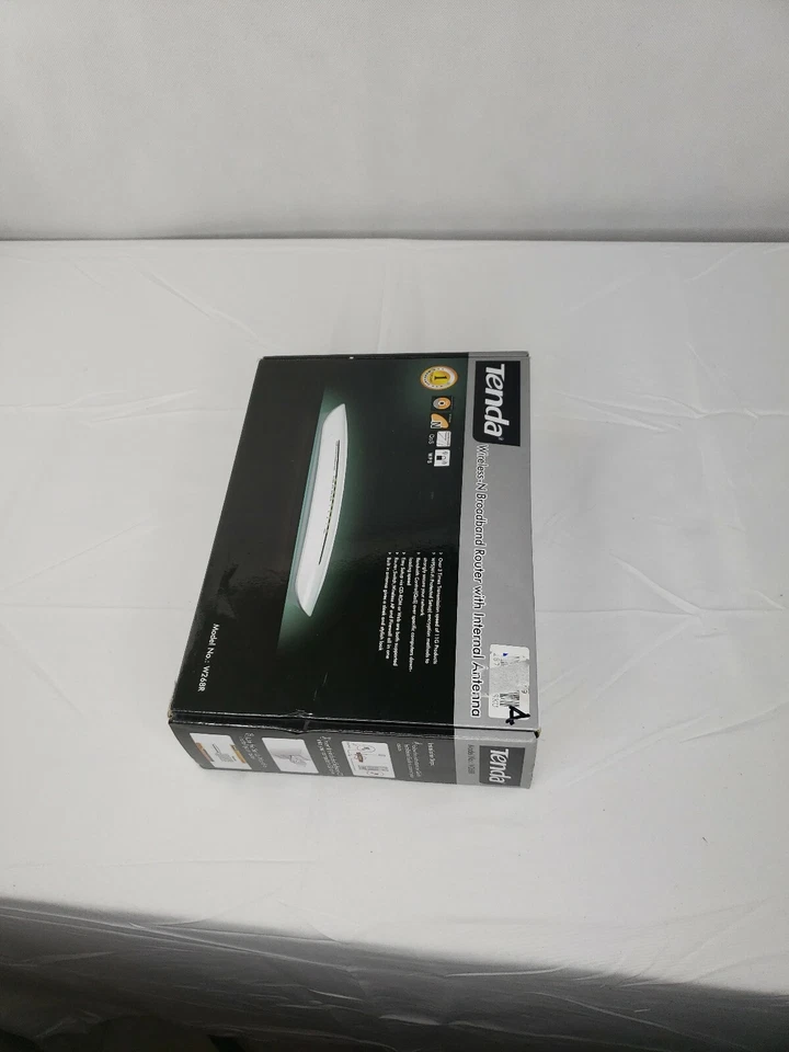 Tenda W268R 150 Mbps 4-Port 10/100 Wireless-N Broadband Router  - Image 2 of 4