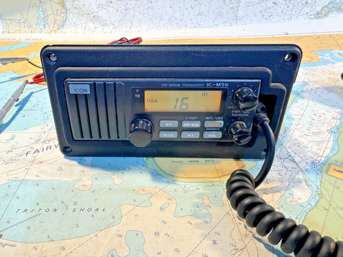 ICOM IC-M56 Marine VHF Transceiver Radio Communication IC M56 Channel 16 w/ mic