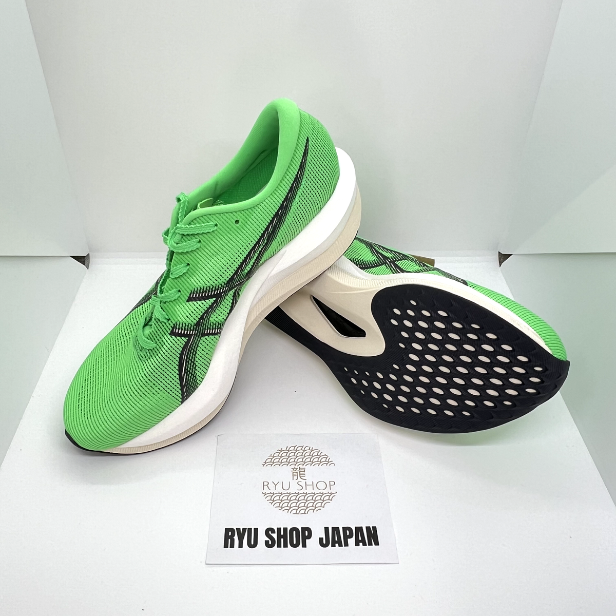 ASICS Running Shoes MAGIC SPEED 5 1013A183.300 Vital Green