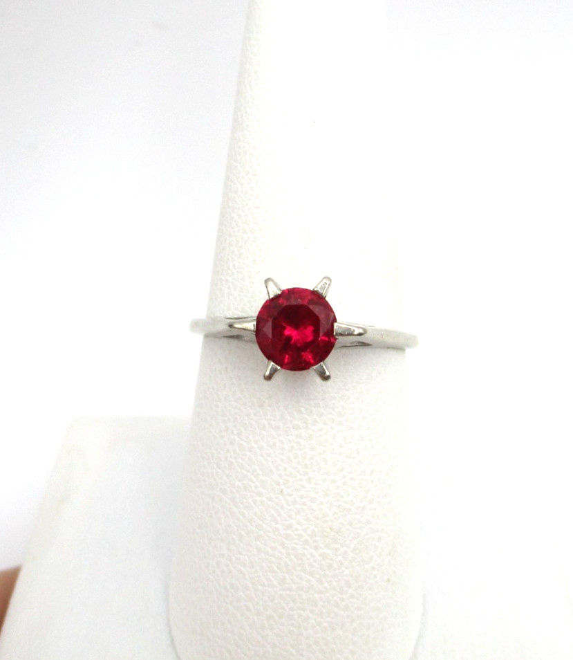 10K White Gold Ruby Solitaire Ring Size 7.50 - 7.… - image 1