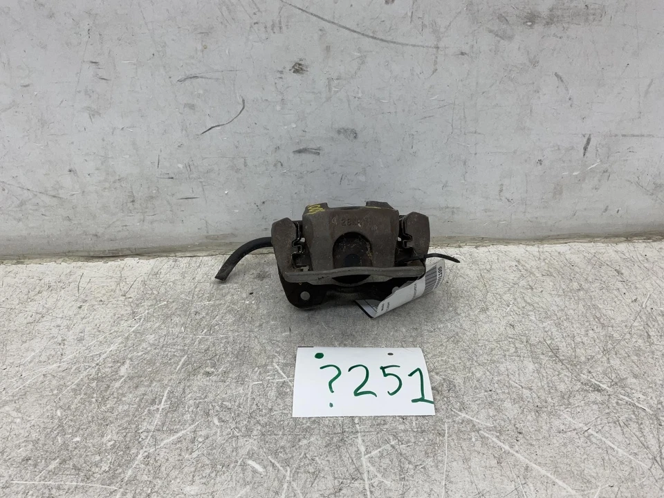 Pinza de freno trasera izquierda Honda Pilot 2003 2004 2005 2006 2007 2008 OEM Foto 4 de 4