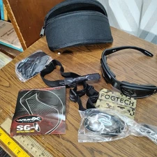 Never Worn Wiley X Brick SG-1 Sunglasses Smoke Grey Lens With Extras New! B21