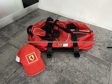 Borsa e berretto sportivo Ferrari Puma Holdall palestra anni 2000