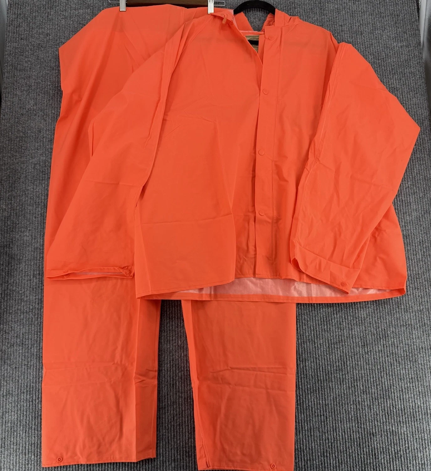 WearGuard Rain Suit Set PVC Waterproof Bib Overalls Jacket XL Orange
Opens in a new window or tab