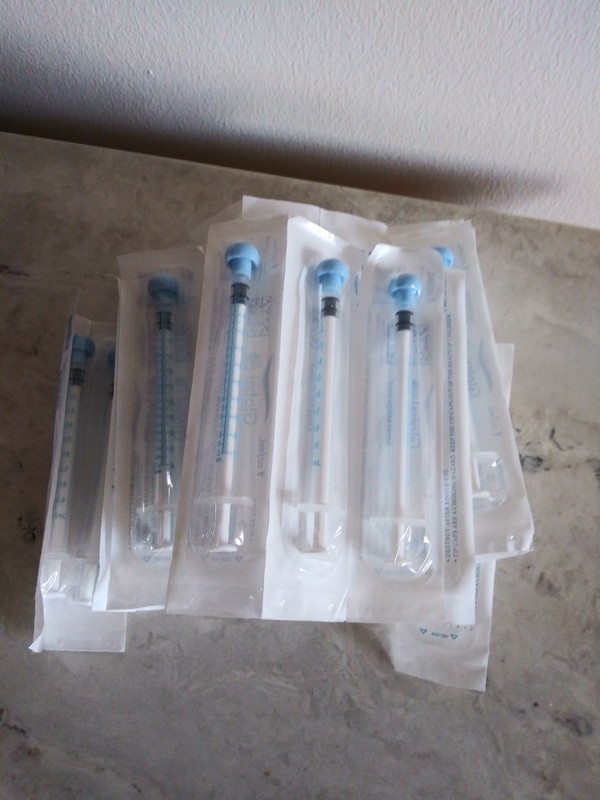 Global Easy Glide Oral Dispenser 1cc/ml 25 Individual Latex Free Syringes