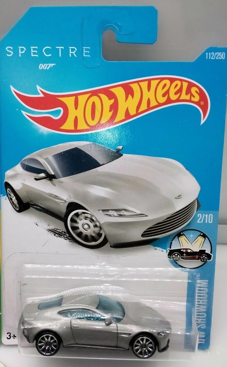 Hot Wheels Showroom / Aston Martin DB10 - James Bond 007 Spectre