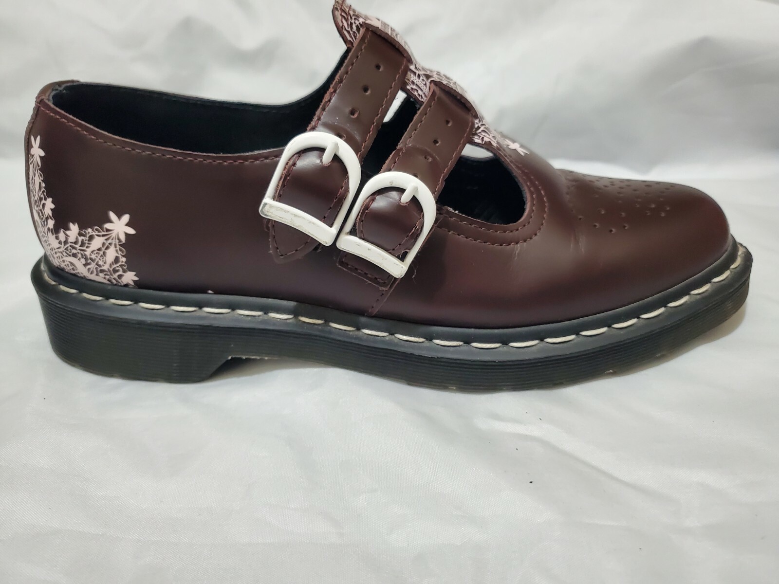 dr martens carnaby mary jane