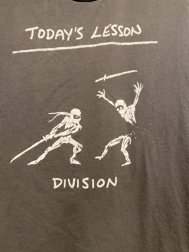 Todays Lesson Division Ninja T Shirt Men’s Medium B109 - Picture 2 of 4