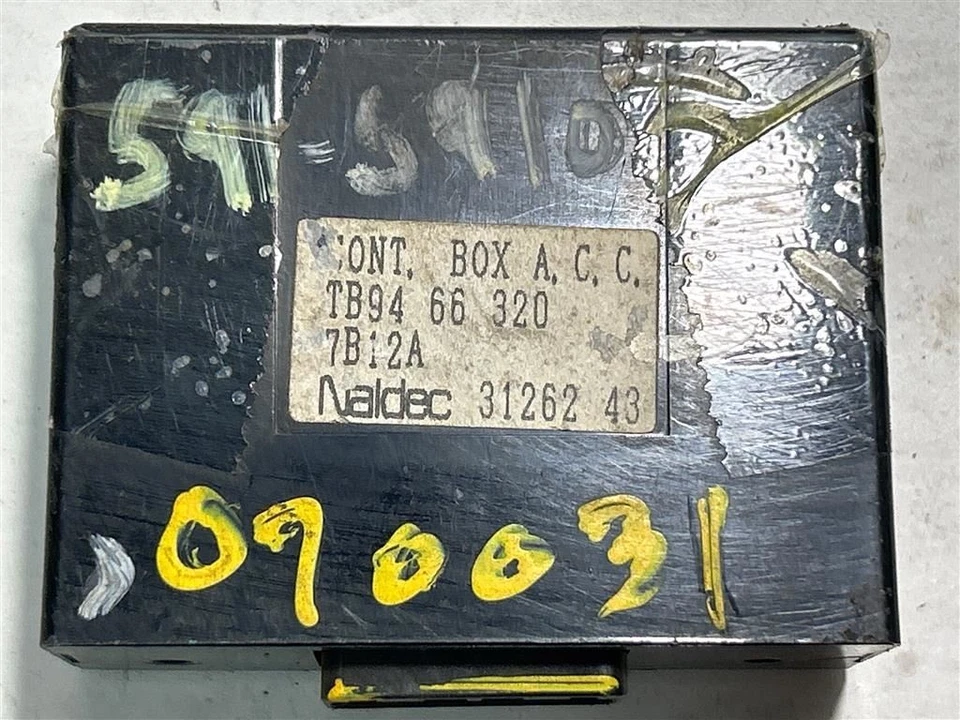 Chassis ECM Cruise Control 2500 Fits 97-99 MAZDA MILLENIA 104721348 - Image 2 of 4