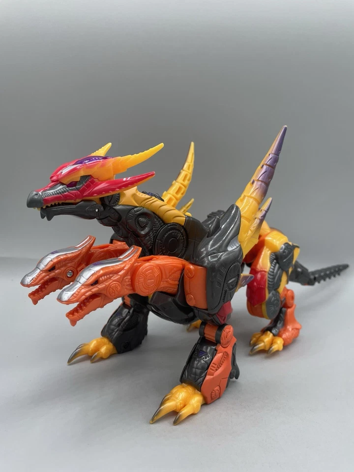 Hasbro 2005 Transformers Cybertron Ultra Class Scourge Complete - Image 2 of 4