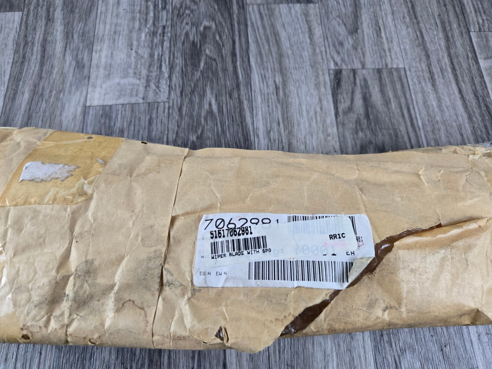 Rolls Royce Wiper Arm & Blade 51617062981 / 7062981