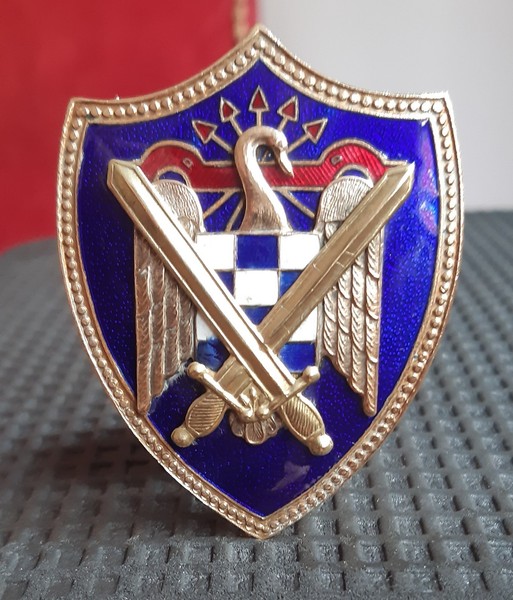 Insignia militar. Escala de Complemento de 1973 I.M.E.C.Esmaltado azul perfecto