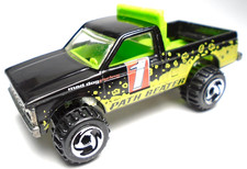 1998 HOT WHEELS PATH BEATER MAD DOG RACING #1 BLACK DIECAST 2 7/8" PICKUP TRUCK