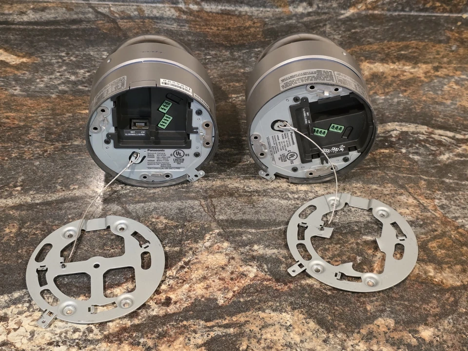 2 Panasonic WV-NF284 I-Pro Indoor Color Fixed Dome Security Camera 2.8-10mm - Image 4 of 4