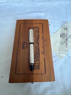 MONTEGRAPPA Cosmopolitan Chinese Fountain Pen, 18K  M Nib-New
