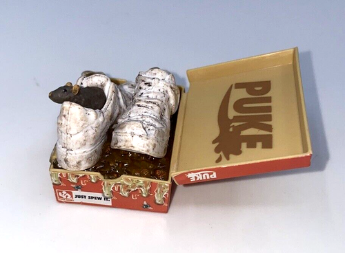 Mega Gross Mini Serie 1 - Scarpe da ginnastica Puke con adesivo - Foto 4 di 7