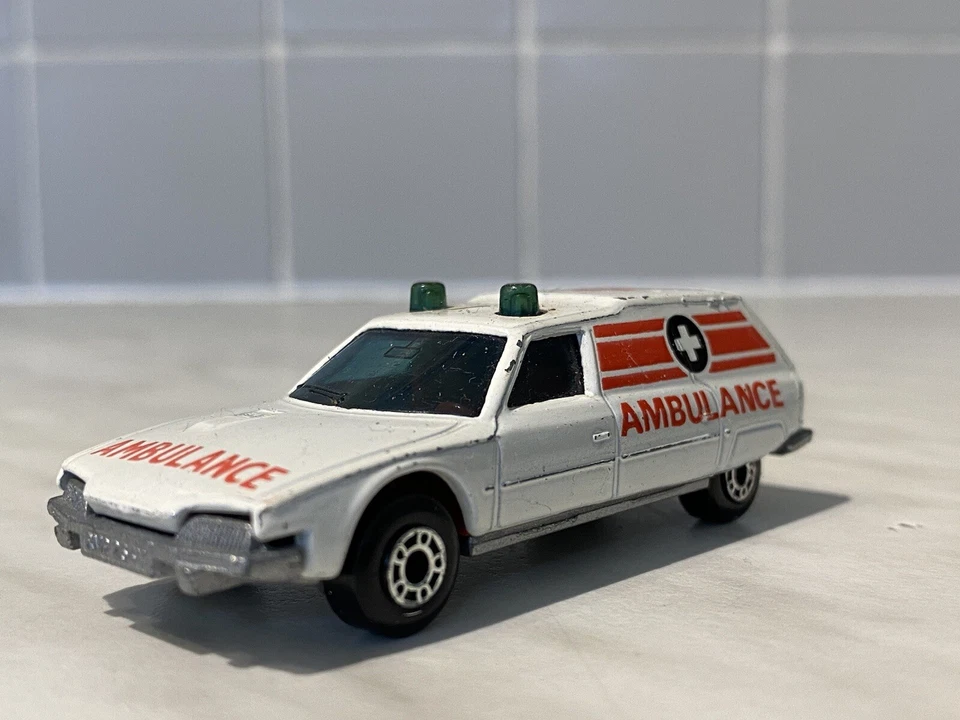 Ambulancia Citroen CX Superrápida Matchbox 1979 Nº12 De Colección Suelta ¡Rara! Foto 2 de 4