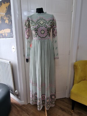 Gehrock & Frill grün bestickt Blumen langes Kleid UK Größe 10 neu
