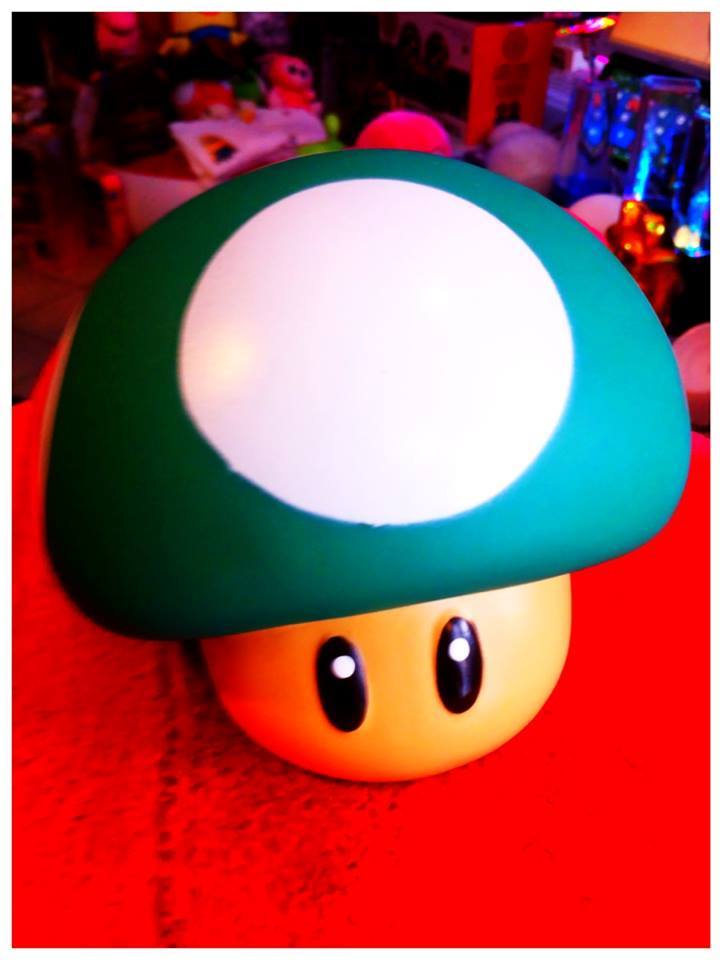 Hucha Mushroom Seta Verde Mario Bros - Altura 10CM X Ancho 10 CM