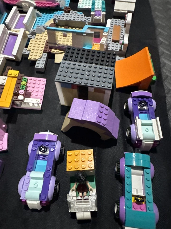 Lego Friends e Legos coloridos.  Lote de notas.  Diversão para um novo fã de Lego! 12 libras - Imagem 3 de 4