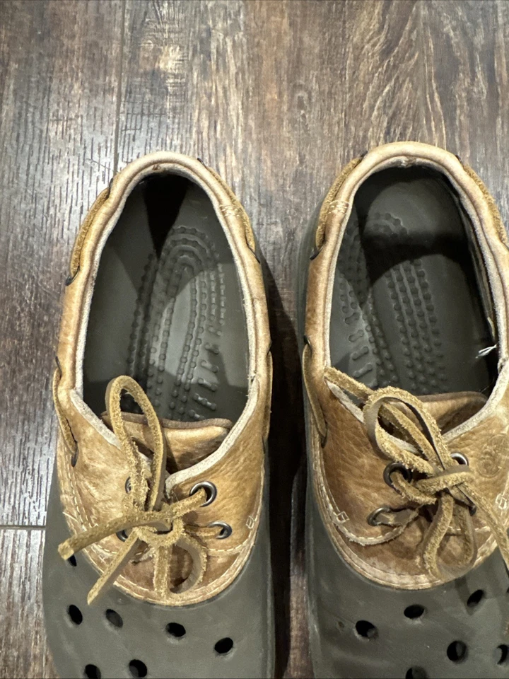 Zapatos de Barco Crocs Islander Pitcrew Talla M8/W10 Cuero Marrón Informales Exterior Con Cordones Foto 4 de 4