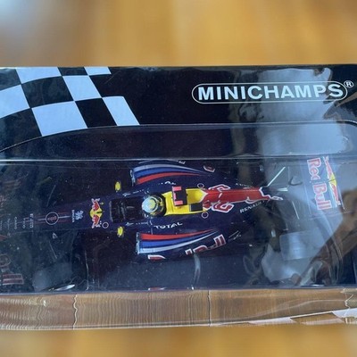 Minichamps 1/18 Red Bull RB7 ettel 2011 F1 el Car