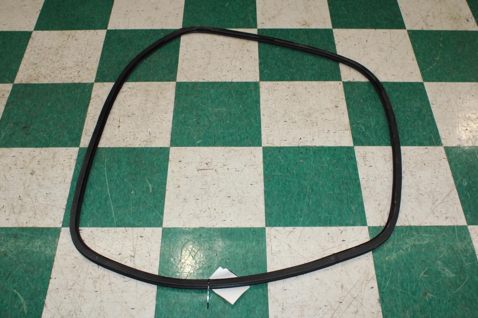 13-18 Flying Spur Black Rear Passenger Right RH RR Door Seal Weather Stripping