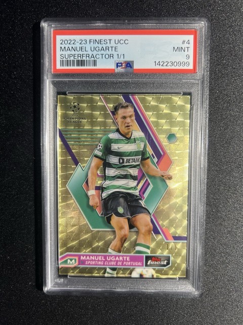 2022-23 Topps Finest UEFA Club Competitions Manuel Ugarte #4 Green Refractor 1/1