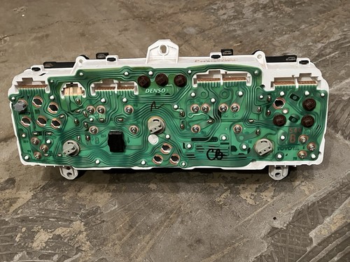 Toyota Corolla Prizm Speedometer Cluster 98-02 1.8L AT Tach 83800-02062-0 - Picture 19 of 21