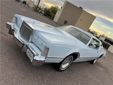 1975 Lincoln Continental for Sale