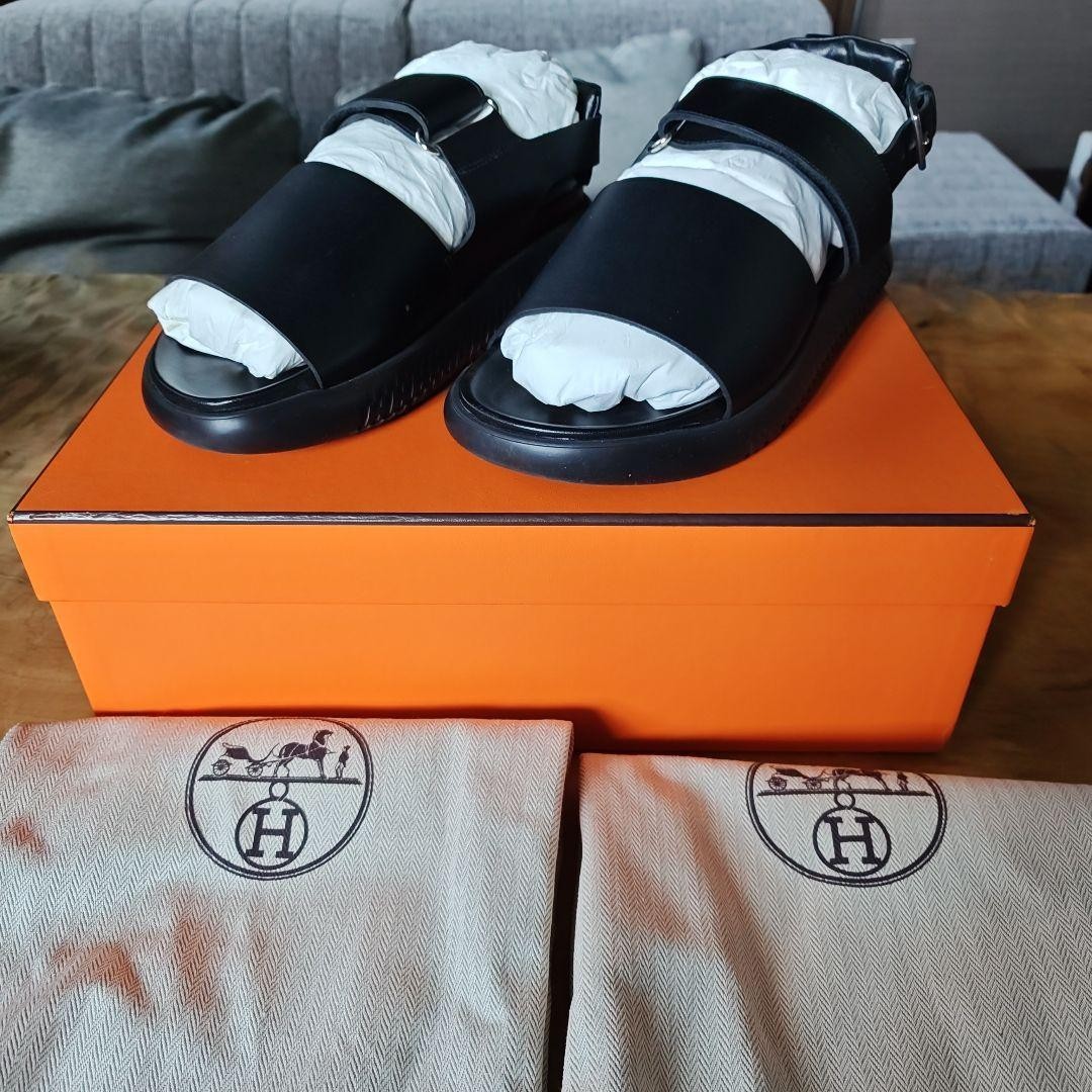 Auth HERMES Men's Flat Sandals Strap Logo Size EU40.5 US7.5 UK6.5 Black Leather image 2
