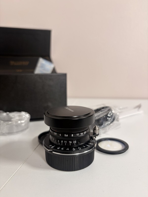 7 Artisans 35mm Leica M lens f/2.8 retro