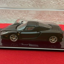 Kyosho 1/43 Enzo Ferrari Diecast Model Car Collectible
