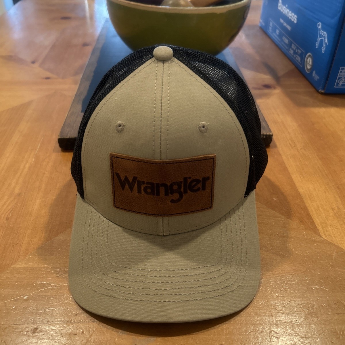 アンテーク Wrangler Leather Patch Trucker Hat Cap Mesh Adjustable Snapback