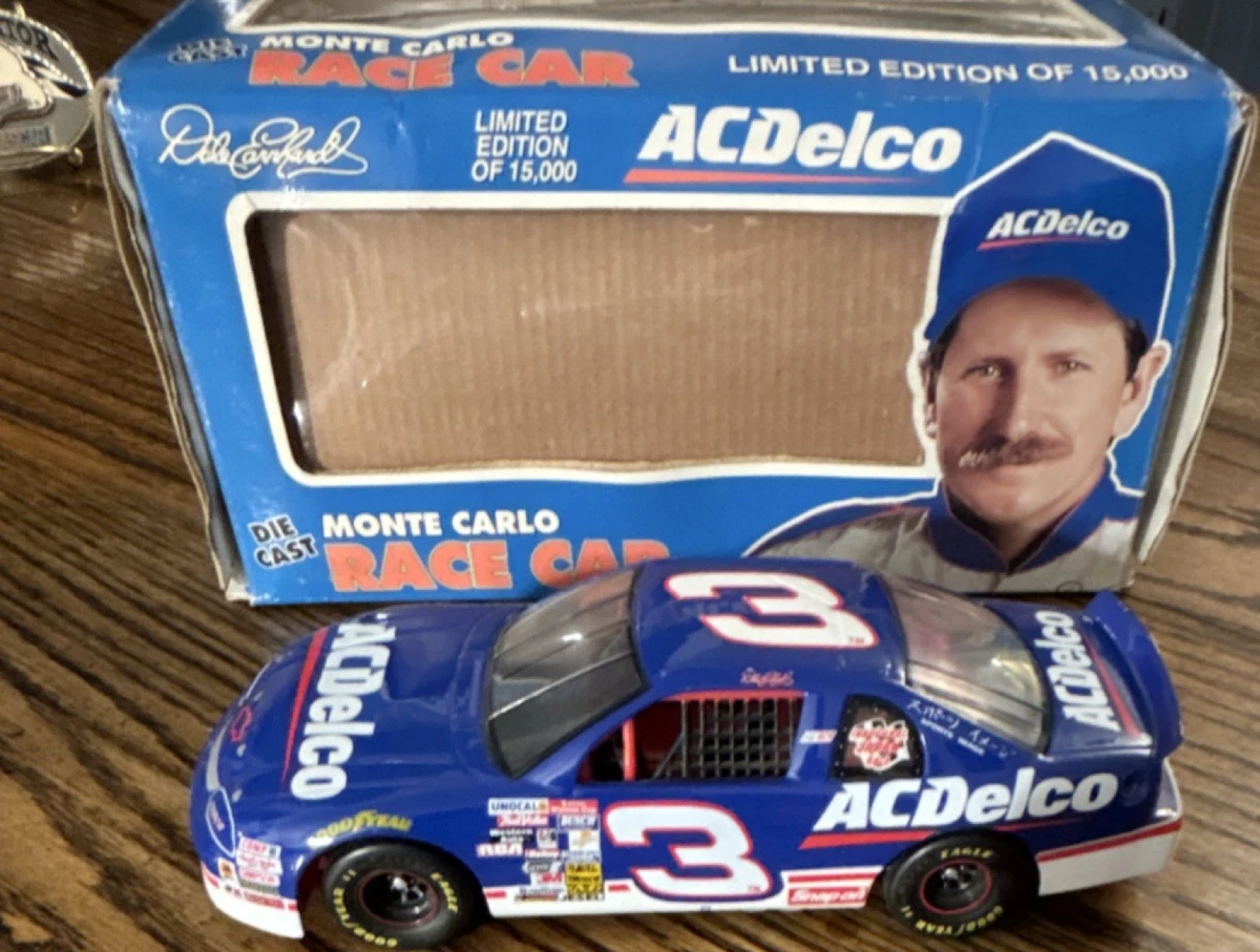 Dale Earnhardt Diecast Racing Cars 1:24 1995 Vehicle Year for sale